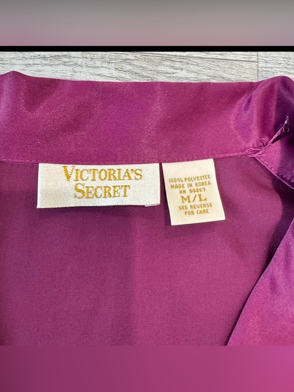 Gold Label Victorias Secret purple satin sleep shirt size medium/large I19 - Picture 2 of 6